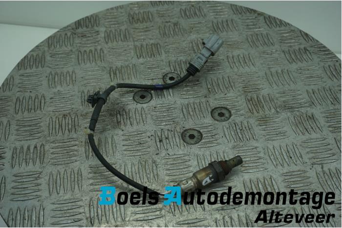 Gebruikte Lambda Sonde Toyota Yaris III (P13) 1.5 16V Hybrid Prijs € 25,00 Margeregeling aangeboden door Boels Autodemontage