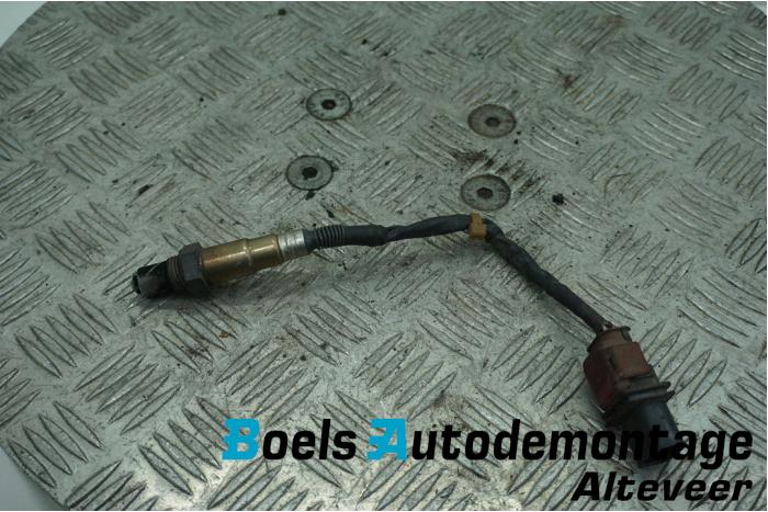 Gebruikte Lambda Sonde Volkswagen Crafter 2.5 TDI 30/32/35/46/50 Prijs € 20,00 Margeregeling aangeboden door Boels Autodemontage