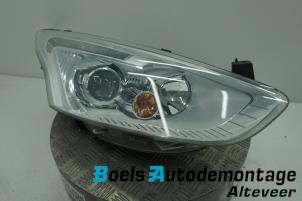 Gebruikte Rechter Koplamp Ford B-Max (JK8) 1.0 EcoBoost 12V 100 Prijs € 450,00 Margeregeling aangeboden door Boels Autodemontage