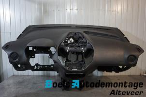 Gebruikte Dashboard Ford Transit Courier 1.5 TDCi 75 Prijs € 750,00 Margeregeling aangeboden door Boels Autodemontage