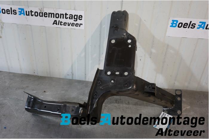 Gebruikte Frontdeel steun Opel Corsa E 1.4 16V Prijs € 50,00 Margeregeling aangeboden door Boels Autodemontage