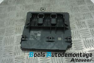 Gebruikte Bodycontrol Module Volkswagen Caddy III (2KA,2KH,2CA,2CH) 1.6 TDI 16V Prijs € 125,00 Margeregeling aangeboden door Boels Autodemontage