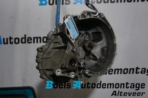 Gebruikte Versnellingsbak Ford Transit Courier 1.5 TDCi 75 Prijs op aanvraag aangeboden door Boels Autodemontage