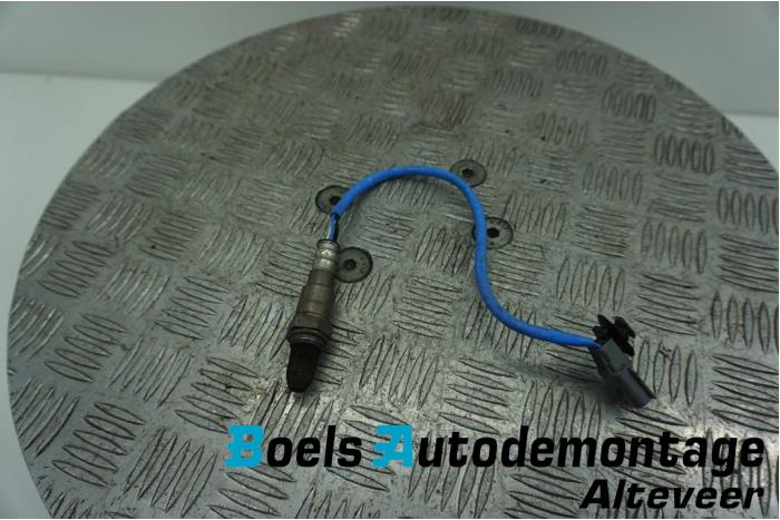 Gebruikte Lambda Sonde Renault Captur I (2R) 1.2 TCE 16V EDC Prijs € 25,00 Margeregeling aangeboden door Boels Autodemontage