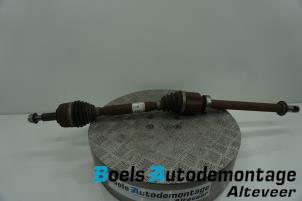 Gebruikte Cardanas rechts-voor (VWA) Renault Captur (2R) 1.2 TCE 16V EDC Prijs € 125,00 Margeregeling aangeboden door Boels Autodemontage