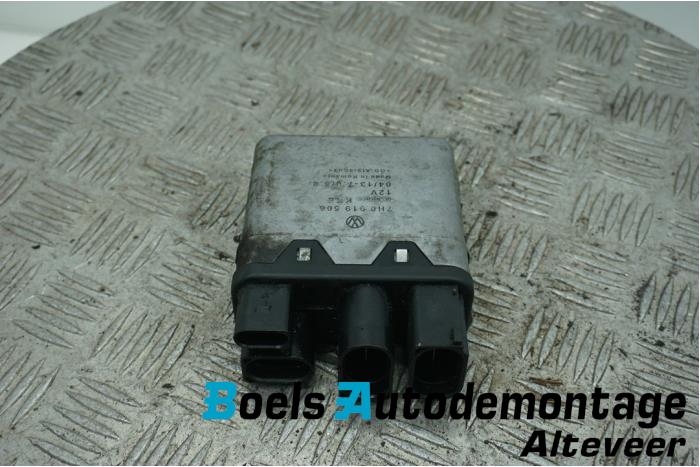 Computer Koeling van een Volkswagen Transporter/Caravelle T5 1.9 TDi 2003