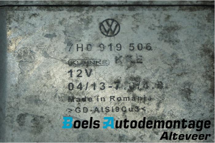 Computer Koeling van een Volkswagen Transporter/Caravelle T5 1.9 TDi 2003