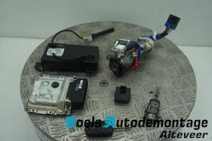 Gebruikte Kontaktslot + computer Hyundai i30 Crosswagon (WWH) 1.4 CVVT 16V Prijs € 175,00 Margeregeling aangeboden door Boels Autodemontage