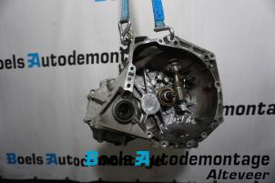 Gebruikte Versnellingsbak Peugeot 107 1.0 12V Prijs € 250,00 Margeregeling aangeboden door Boels Autodemontage