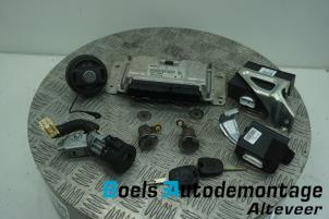 Gebruikte Kontaktslot + computer Toyota Aygo (B10) 1.0 12V VVT-i Prijs € 125,00 Margeregeling aangeboden door Boels Autodemontage