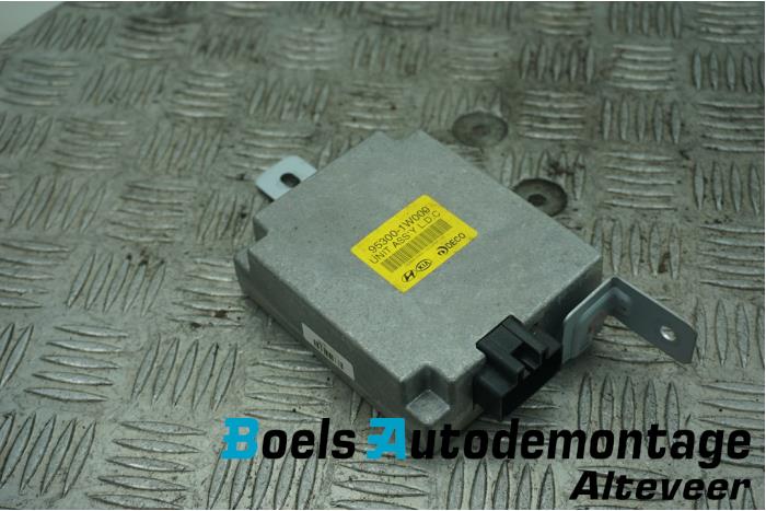 Gebruikte Boordcomputer Kia Rio III (UB) 1.1 CRDi VGT 12V Prijs € 40,00 Margeregeling aangeboden door Boels Autodemontage