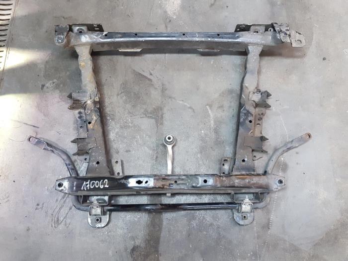 Gebruikte Subframe Renault Twingo II (CN) 1.2 16V Prijs € 75,00 Margeregeling aangeboden door Autobedrijf Hoogerwerf