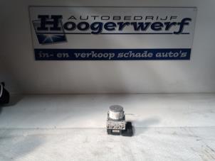 Gebruikte ABS Pomp Renault Master III (MA/MB/MC/MD/MH/MF/MG/MH) 2.3 dCi 16V Prijs € 120,00 Margeregeling aangeboden door Autobedrijf Hoogerwerf