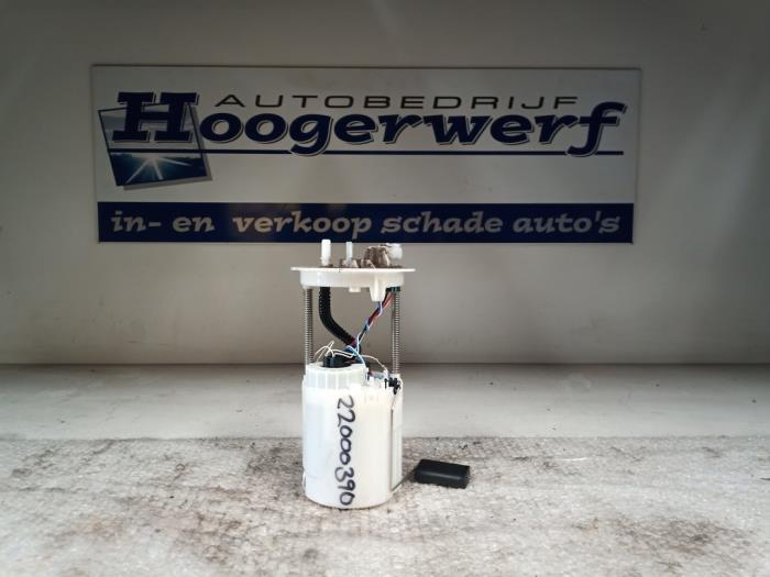 Gebruikte Tank element Pomp Chevrolet Spark 1.0 16V Bifuel Prijs € 70,00 Margeregeling aangeboden door Autobedrijf Hoogerwerf