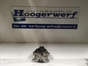 Gebruikte Dynamo Renault Clio IV Estate/Grandtour (7R) 1.5 Energy dCi 90 FAP Prijs € 50,00 Margeregeling aangeboden door Autobedrijf Hoogerwerf