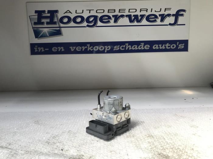 Gebruikte ABS Pomp Nissan X-Trail (T32) 1.6 Energy dCi Prijs € 90,00 Margeregeling aangeboden door Autobedrijf Hoogerwerf