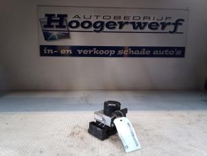 Gebruikte ABS Pomp Ford Fiesta 6 (JA8) 1.6 16V Sport Prijs € 125,00 Margeregeling aangeboden door Autobedrijf Hoogerwerf