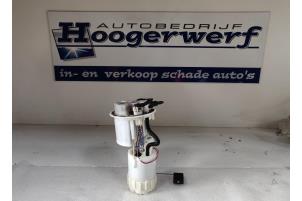 Gebruikte Benzinepomp Opel Astra K Sports Tourer 1.4 Turbo 16V Prijs € 50,00 Margeregeling aangeboden door Autobedrijf Hoogerwerf