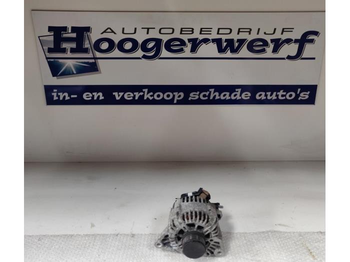 Gebruikte Dynamo Kia Rio II (DE) 1.5 CRDi VGT 16V Prijs € 40,00 Margeregeling aangeboden door Autobedrijf Hoogerwerf