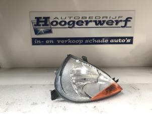 Gebruikte Rechter Koplamp Ford Ka I 1.3i Prijs € 20,00 Margeregeling aangeboden door Autobedrijf Hoogerwerf