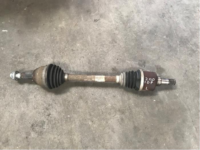 Gebruikte Steekas links-voor Ford Fiesta 6 (JA8) 1.0 EcoBoost 12V 125 Prijs € 40,00 Margeregeling aangeboden door Autobedrijf Hoogerwerf