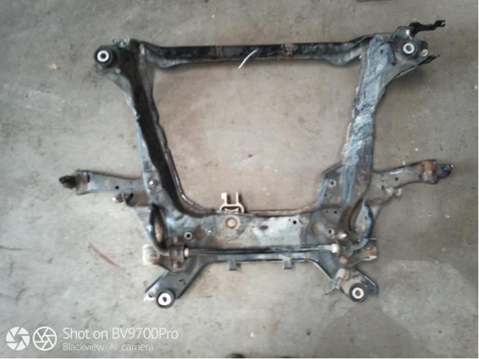 Gebruikte Subframe Ford Galaxy (WA6) 1.6 TDCi Prijs € 100,00 Margeregeling aangeboden door Autobedrijf Hoogerwerf