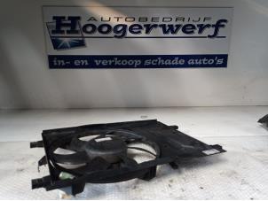 Gebruikte Fan Radiateur Opel Corsa D 1.4 16V Twinport Prijs € 30,00 Margeregeling aangeboden door Autobedrijf Hoogerwerf