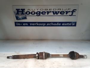 Gebruikte Aandrijfas rechts-voor Ford Fiesta 6 (JA8) 1.0 EcoBoost 12V Sport Prijs € 70,00 Margeregeling aangeboden door Autobedrijf Hoogerwerf