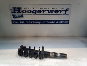 Gebruikte Veerpoot links-voor Volkswagen Scirocco (137/13AD) 2.0 TSI 16V Prijs € 50,00 Margeregeling aangeboden door Autobedrijf Hoogerwerf