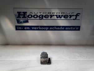 Gebruikte ABS Pomp Peugeot 307 (3A/C/D) 2.0 HDi 90 Prijs € 50,00 Margeregeling aangeboden door Autobedrijf Hoogerwerf