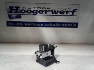 Gebruikte ABS Pomp Volkswagen Polo IV (9N1/2/3) 1.4 16V Prijs € 50,00 Margeregeling aangeboden door Autobedrijf Hoogerwerf