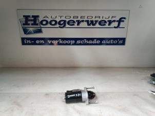 Gebruikte Startmotor Kia Carens IV (RP) 1.6 GDI 16V Prijs € 45,00 Margeregeling aangeboden door Autobedrijf Hoogerwerf