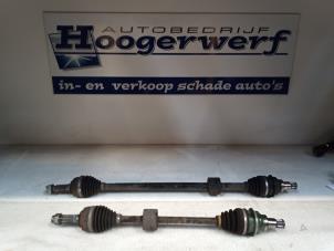 Gebruikte Homokineetas rechts-voor Subaru Justy (M3) 1.0 12V DVVT Prijs € 70,00 Margeregeling aangeboden door Autobedrijf Hoogerwerf