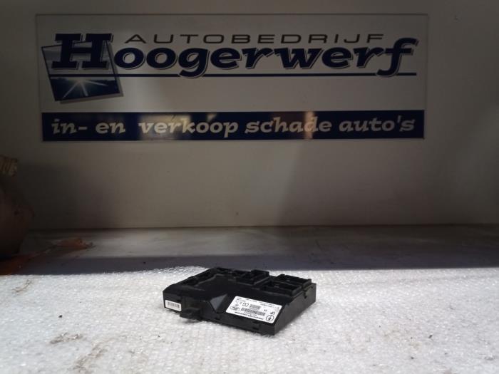 Gebruikte Computer Body Control Ford Fiesta 6 (JA8) 1.0 EcoBoost 12V 100 Prijs € 40,00 Margeregeling aangeboden door Autobedrijf Hoogerwerf