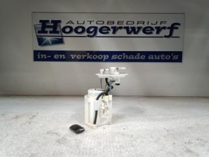 Gebruikte Brandstofpomp Elektrisch Kia Carens IV (RP) 1.6 GDI 16V Prijs € 100,00 Margeregeling aangeboden door Autobedrijf Hoogerwerf