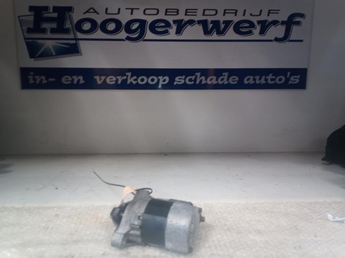 Gebruikte Startmotor Renault Twingo II (CN) 1.2 16V Prijs € 30,00 Margeregeling aangeboden door Autobedrijf Hoogerwerf