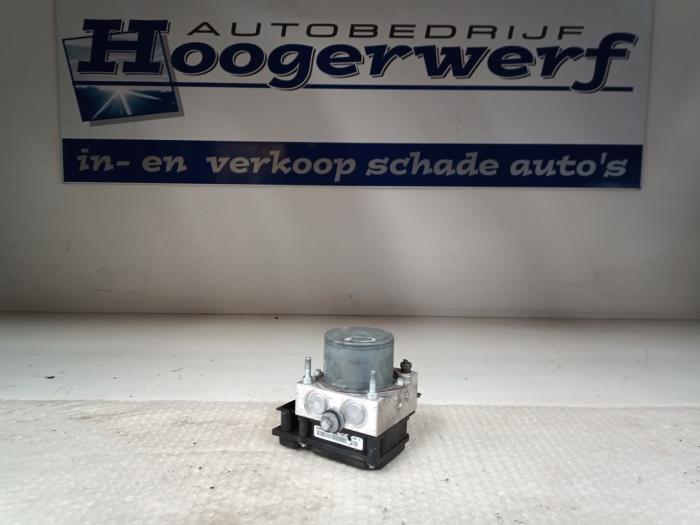 Gebruikte ABS Pomp Toyota Aygo (B10) 1.0 12V VVT-i Prijs € 25,00 Margeregeling aangeboden door Autobedrijf Hoogerwerf