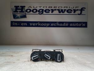 Gebruikte Kachel Bedieningspaneel Volkswagen Polo V (6R) 1.2 TDI 12V BlueMotion Prijs € 30,00 Margeregeling aangeboden door Autobedrijf Hoogerwerf