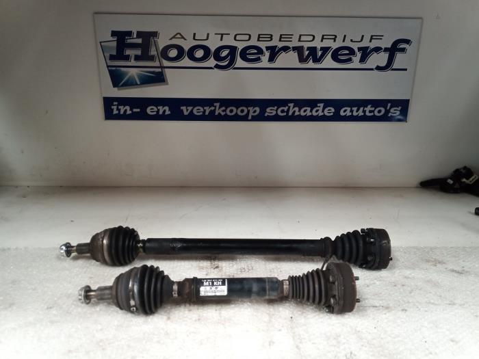 Gebruikte Steekas rechts-voor Audi A3 (8L1) 1.9 TDI 100 Prijs € 50,00 Margeregeling aangeboden door Autobedrijf Hoogerwerf