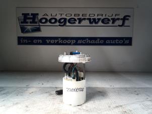 Gebruikte Brandstofpomp Elektrisch Peugeot Partner 1.6 HDI 75 Prijs € 30,00 Margeregeling aangeboden door Autobedrijf Hoogerwerf