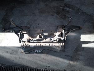 Gebruikte Subframe Renault Clio IV Estate/Grandtour (7R) 1.5 Energy dCi 90 FAP Prijs € 125,00 Margeregeling aangeboden door Autobedrijf Hoogerwerf