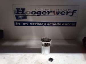 Gebruikte Brandstofpomp Elektrisch Peugeot Partner Tepee (7A/B/C/D/E/F/G/J/P/S) 1.6 VTI 16V Phase 1 Prijs € 40,00 Margeregeling aangeboden door Autobedrijf Hoogerwerf