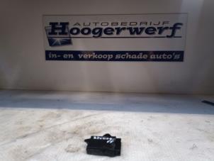 Gebruikte Deur module Opel Vectra C Caravan 2.2 DIG 16V Prijs € 20,00 Margeregeling aangeboden door Autobedrijf Hoogerwerf