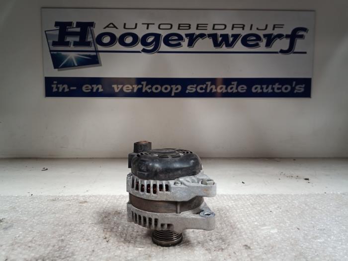 Gebruikte Dynamo Ford Fiesta 6 (JA8) 1.0 EcoBoost 12V 100 Prijs € 30,00 Margeregeling aangeboden door Autobedrijf Hoogerwerf