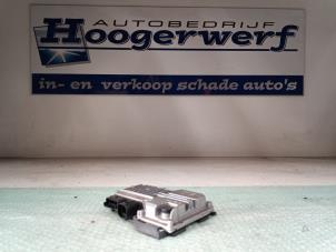 Gebruikte Start/Stop computer Peugeot 2008 (CU) 1.2 Vti 12V PureTech 82 Prijs € 70,00 Margeregeling aangeboden door Autobedrijf Hoogerwerf