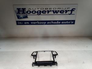 Gebruikte Schakelaar Renault Megane IV Estate (RFBK) 1.5 Energy dCi 110 Prijs € 20,00 Margeregeling aangeboden door Autobedrijf Hoogerwerf