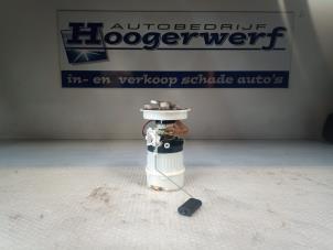 Gebruikte Brandstofpomp Elektrisch Ford Focus 2 2.0 16V Prijs € 30,00 Margeregeling aangeboden door Autobedrijf Hoogerwerf
