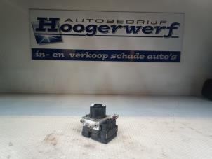 Gebruikte ABS Pomp Ford Focus 2 2.0 16V Prijs € 30,00 Margeregeling aangeboden door Autobedrijf Hoogerwerf