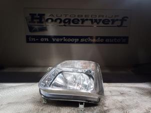 Gebruikte Koplamp links Suzuki Wagon-R+ (RB) 1.3 DDiS 16V Prijs € 25,00 Margeregeling aangeboden door Autobedrijf Hoogerwerf