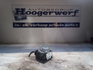 Gebruikte ABS Pomp Renault Modus/Grand Modus (JP) 1.2 16V TCE 100 Prijs € 25,00 Margeregeling aangeboden door Autobedrijf Hoogerwerf